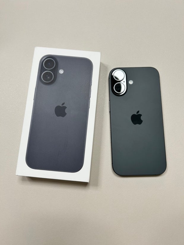 iPhone 17 (256GB) Black